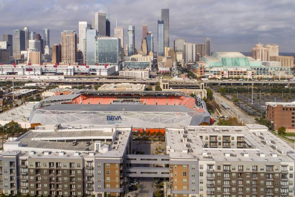 U2 Penthouse Downtown Houston Wi-Fi/Free Parking Apartment Exterior photo